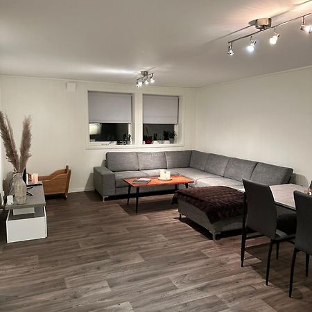 Your Home Away From Home, Apartment 2 Tromsø Exteriör bild